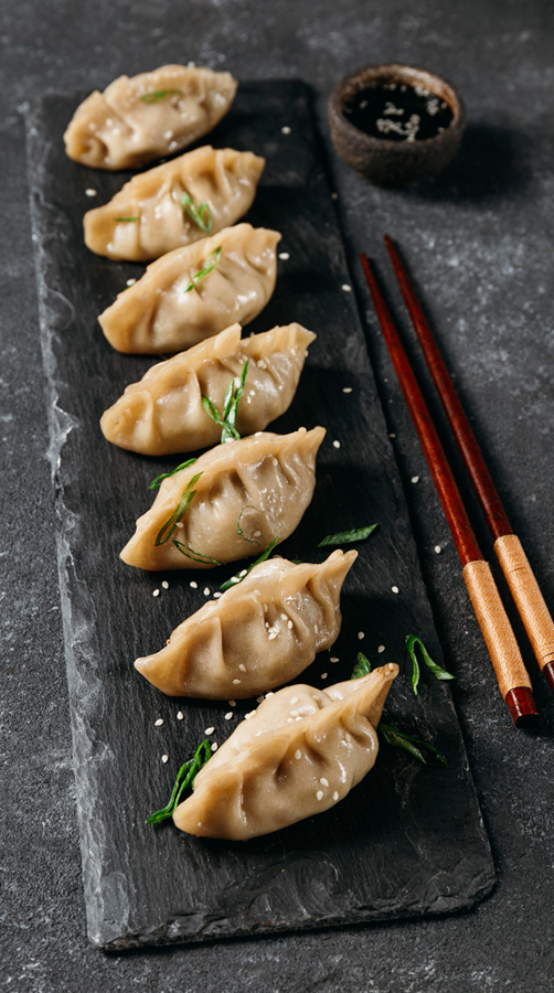 rollo de sushi rellenado